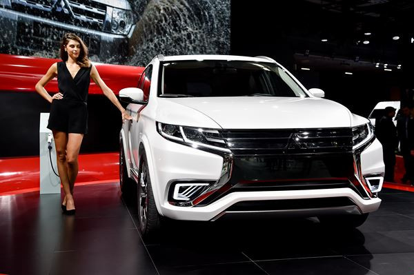 Le concept Mitsubishi Outlander PHEV Concept-S soigne son apparence