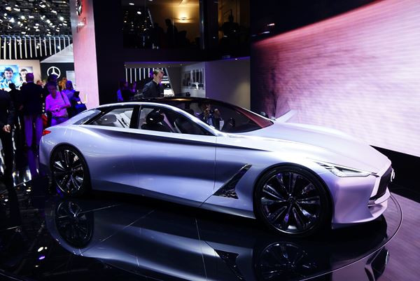 Le concept Q80 Inspiration adopte des proportions peu conventionnelles