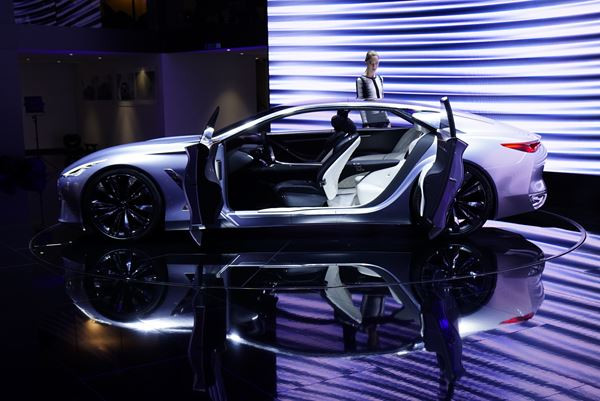 Le concept Q80 Inspiration adopte des proportions peu conventionnelles