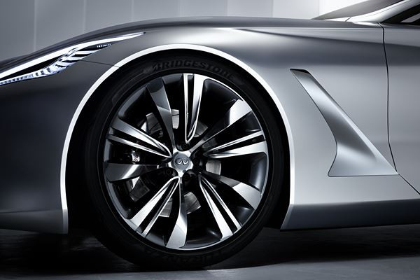Le concept Q80 Inspiration adopte des proportions peu conventionnelles