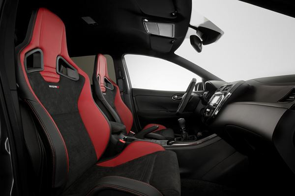 Le Nissan Pulsar Nismo Concept annonce un possible dérivé sportif de la Pulsar