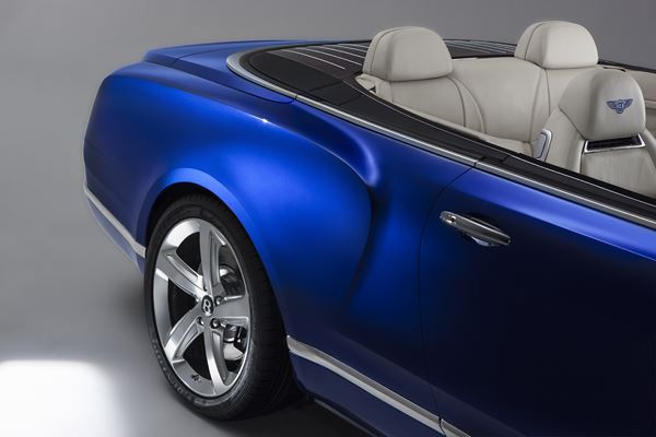 La Bentley Grand Convertible réinvente le luxe de la conduite au grand air