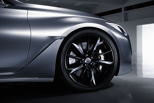 Le concept Infiniti Q60 préfigure un coupé sportif haute performance