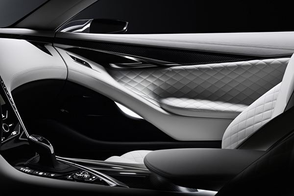 Le concept Infiniti Q60 préfigure un coupé sportif haute performance
