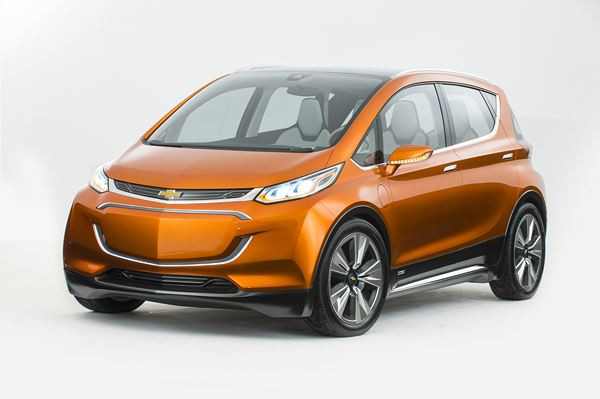 Le concept Chevrolet Bolt EV électrique vise une autonomie de 320 km
