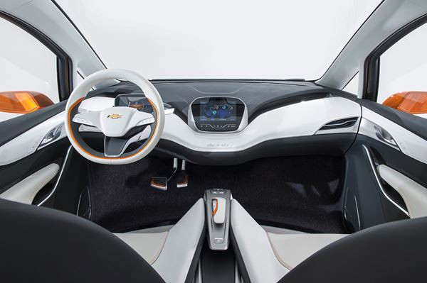 Le concept Chevrolet Bolt EV électrique vise une autonomie de 320 km