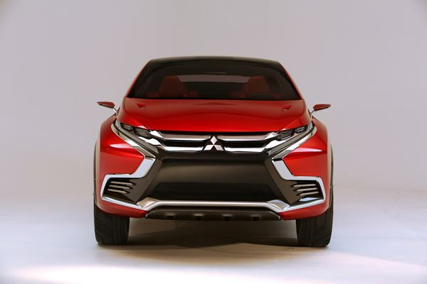 Le concept Mitsubishi XR-PHEV II préfigure un petit SUV hybride