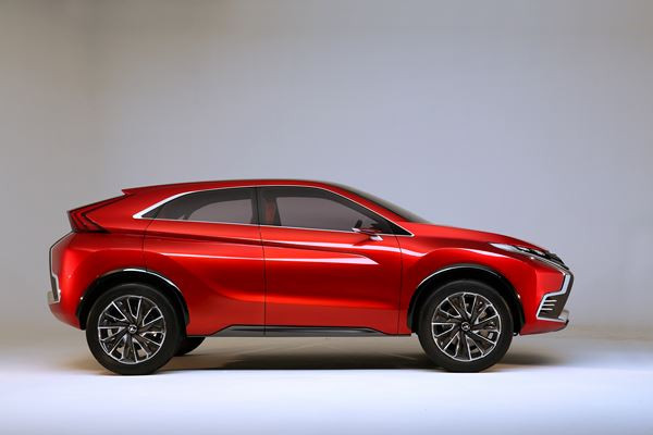 Le concept Mitsubishi XR-PHEV II préfigure un petit SUV hybride