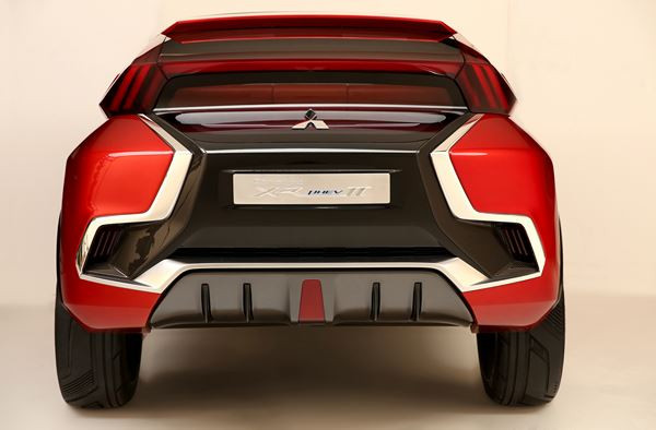 Le concept Mitsubishi XR-PHEV II préfigure un petit SUV hybride