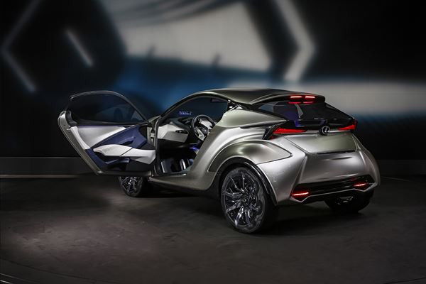 Le concept ultra compact Lexus LF-SA affiche des lignes sculptées avant-gardiste