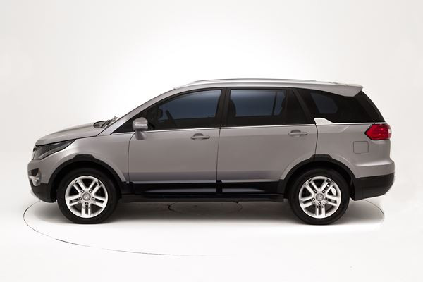 Tata Hexa: un concept de grand SUV aux lignes extérieures fluides
