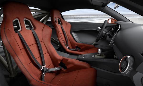 Le concept technologique Audi TT clubsport turbo impressionne par sa puissance