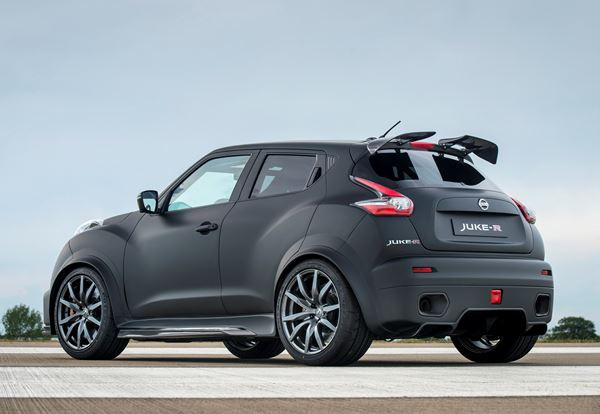 Le crossover supercar Nissan Juke-R 2.0 revient avec 600 ch