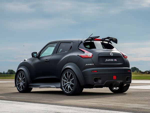 Le crossover supercar Nissan Juke-R 2.0 revient avec 600 ch