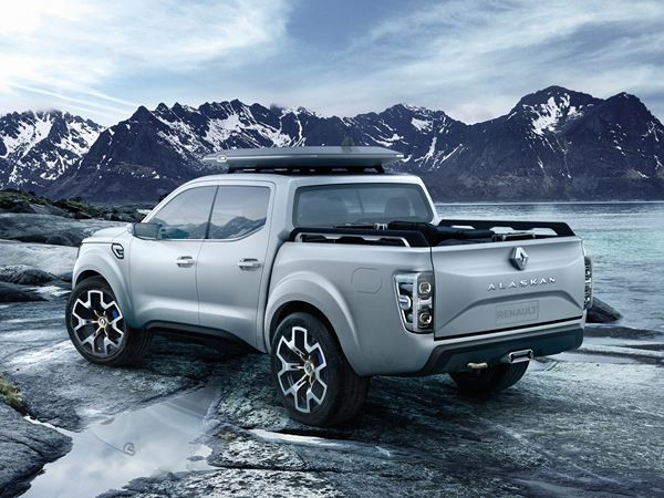 Le concept Renault Alaskan annonce le pick-up d’une tonne de charge utile
