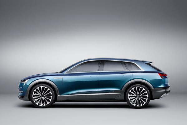 L’Audi e-tron quattro concept donne un aperçu du prochain SUV électrique