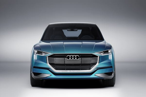 L’Audi e-tron quattro concept donne un aperçu du prochain SUV électrique