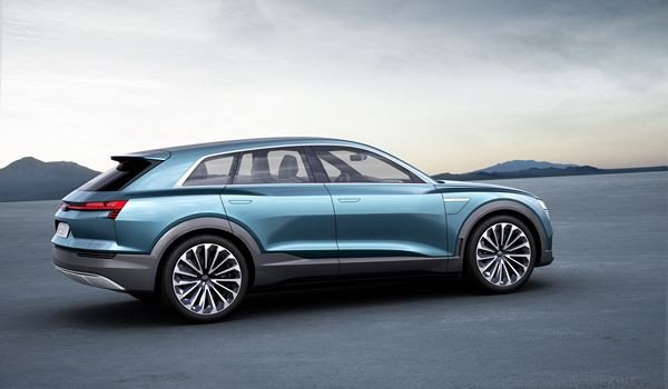 L’Audi e-tron quattro concept donne un aperçu du prochain SUV électrique