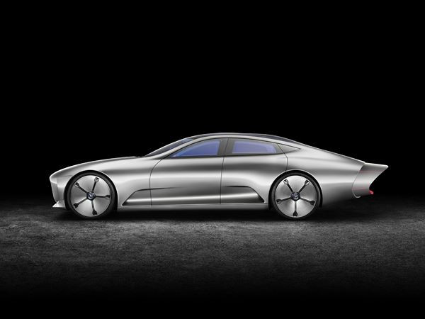 Le Mercedes « Concept IAA » optimise son mode aérodynamique
