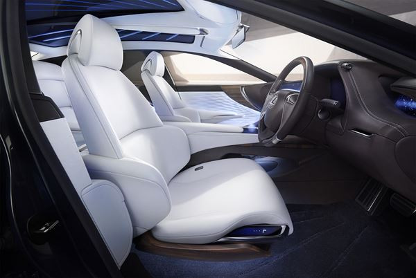 Le concept Lexus LF-FC préfigure la prochaine berline porte-drapeau Lexus