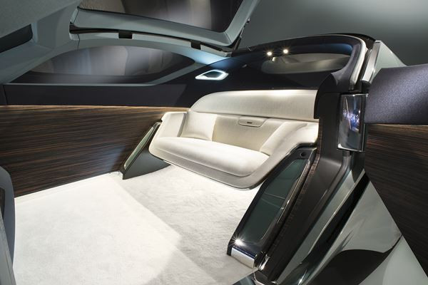 La Rolls-Royce Vision Next 100 représente la mobilité de luxe de demain