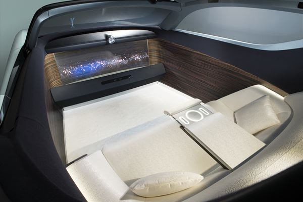 La Rolls-Royce Vision Next 100 représente la mobilité de luxe de demain