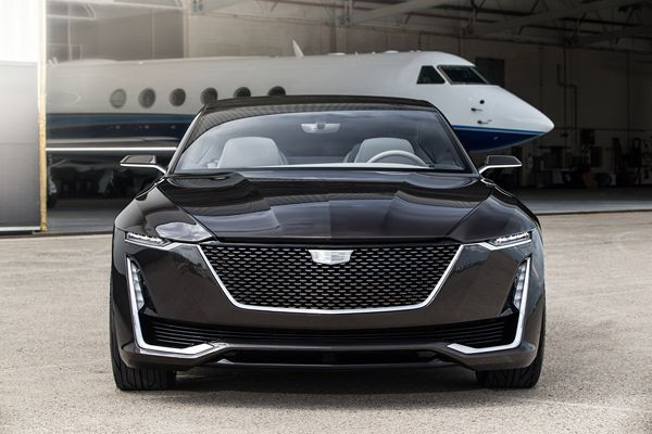 Le concept Escala annonce le futur design de Cadillac