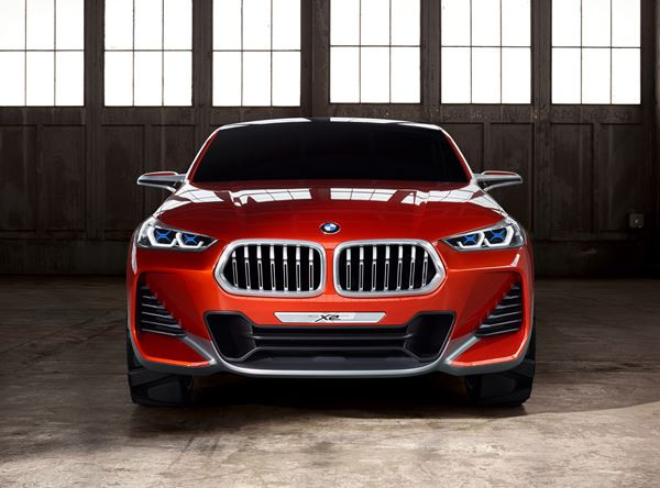 La BMW Concept X2 affiche une silhouette élancée