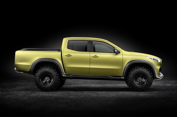 Le concept Mercedes X-Class powerful adventurer soigne ses aptitudes tout-terrain