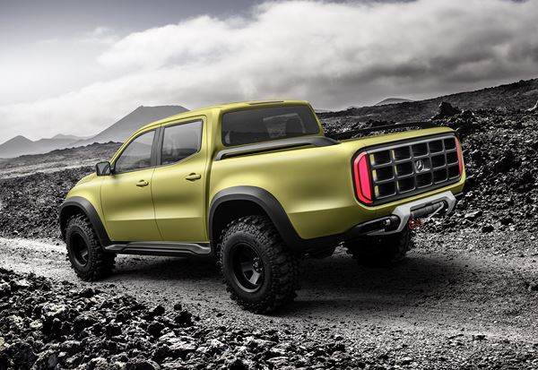 Le concept Mercedes X-Class powerful adventurer soigne ses aptitudes tout-terrain