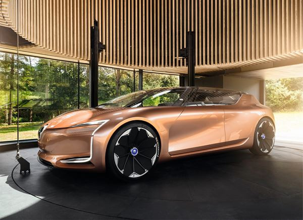 Le concept Renault Symbioz se connecte à son environnement
