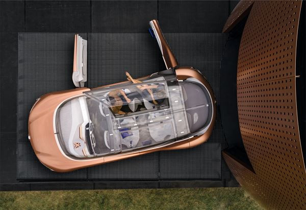 Le concept Renault Symbioz se connecte à son environnement