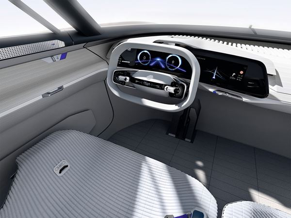 Le concept Renault Symbioz se connecte à son environnement