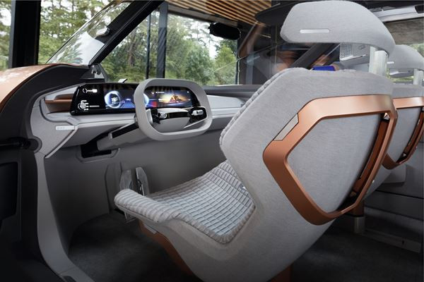 Le concept Renault Symbioz se connecte à son environnement