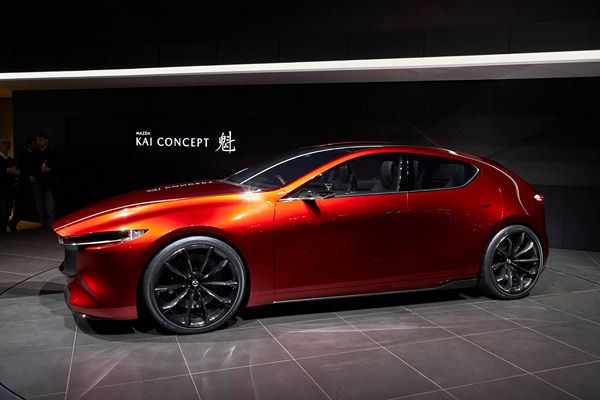 Le Mazda Kai Concept préfigure une nouvelle berline compacte