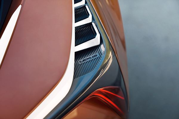 Le concept Lexus LF-1 Limitless préfigure un futur grand crossover luxueux