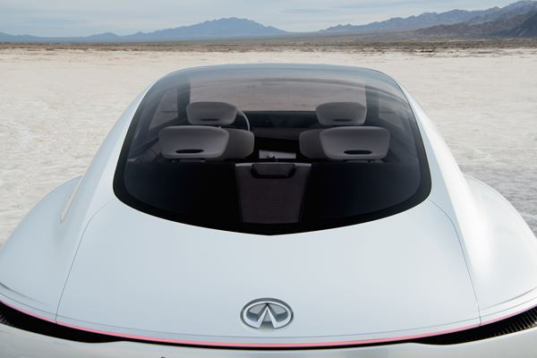 Le concept Infiniti Q Inspiration préfigure une nouvelle génération de berlines