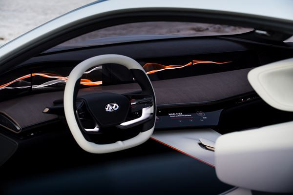 Le concept Infiniti Q Inspiration préfigure une nouvelle génération de berlines