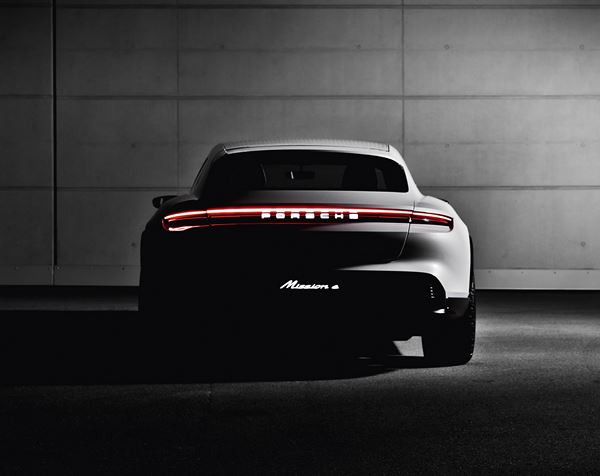 Porsche Mission E Cross Turismo: un concept de crossover à motorisation électrique