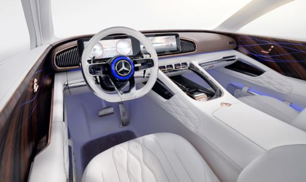 Mercedes-Maybach Vision Ultimate Luxury: à mi-chemin entre limousine et SUV