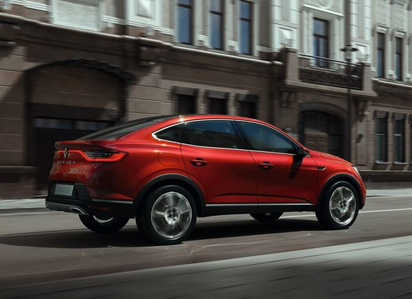 Le show car Renault Arkana propose un design musclé de crossover coupé