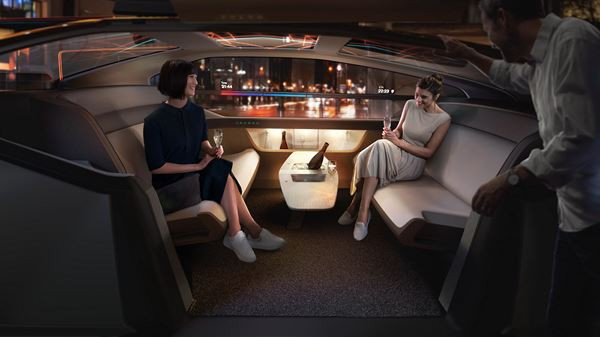Le concept autonome Volvo 360c illustre la vision du futur automobile Volvo