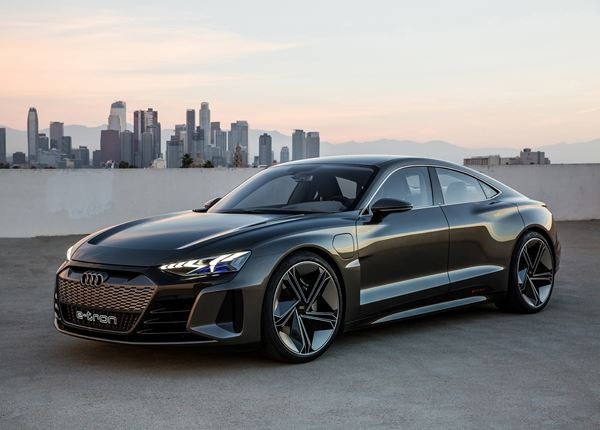 Audi e-tron GT concept: un coupé quatre portes Grand Tourisme électrique
