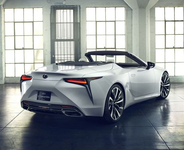 Le concept Lexus LC Cabriolet imagine une déclinaison cabriolet au porte-drapeau LC