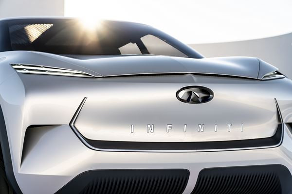 Le concept car QX Inspiration introduit le nouveau langage stylistique d'Infiniti
