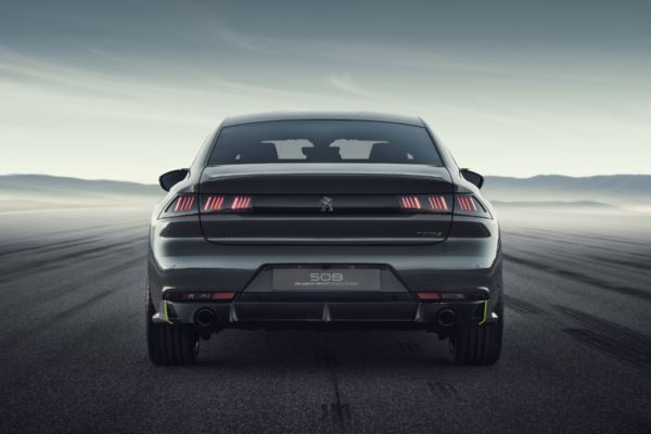 Le concept 508 Peugeot Sport Engineered préfigure une berline électrifiée radicale