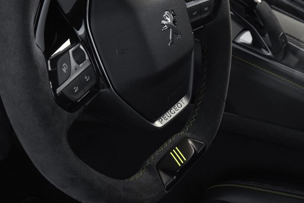 Le concept 508 Peugeot Sport Engineered préfigure une berline électrifiée radicale