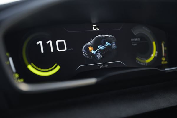 Le concept 508 Peugeot Sport Engineered préfigure une berline électrifiée radicale