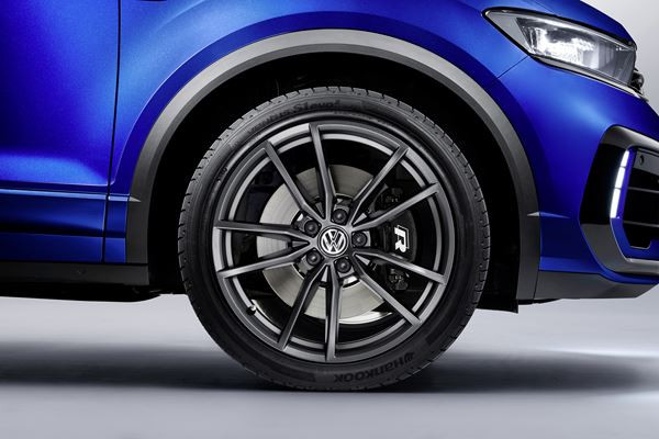 Le concept Volkswagen T-Roc R haute performance débite 300 ch et 400 Nm