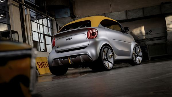 smart forease plus: un show car électrique doté d'un toit amovible